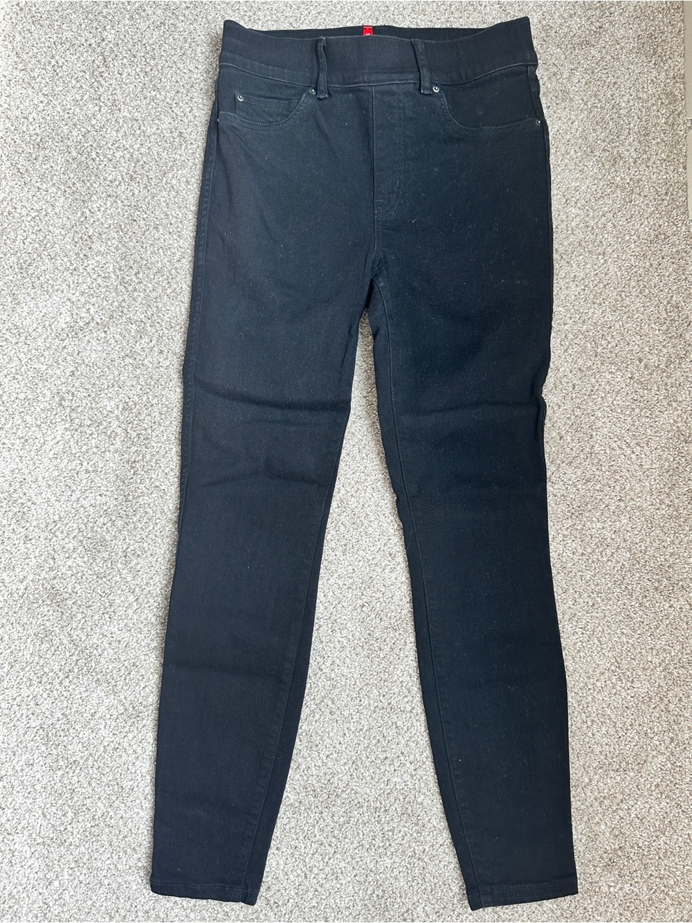 SPANX Black Skinny Jeggings - Pull-On size Small